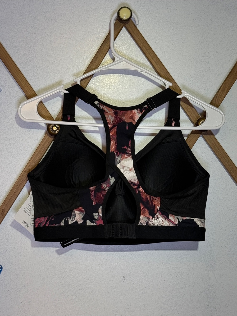 Victoria's Secret Floral Racerback Sports Bra - Black & Rose - Picture 4 of 4